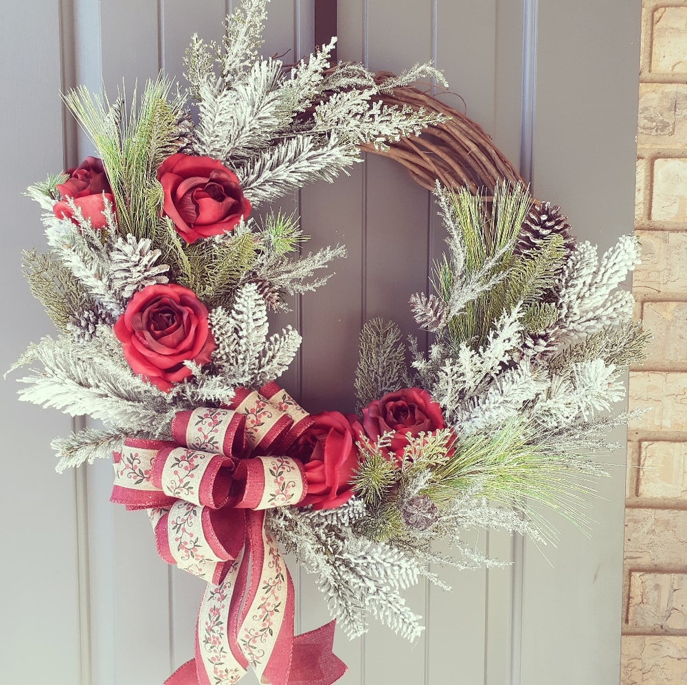 Winter Rose Wreath
